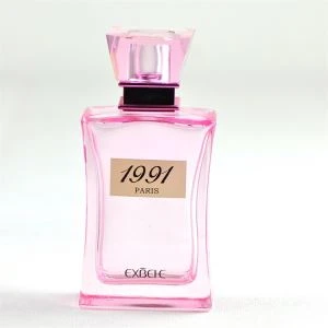 Botella de perfume de cristal rosa transparente